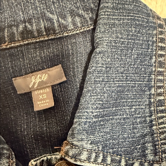 J. Jill Classic Blue Jean Jacket. - Picture 2 of 3